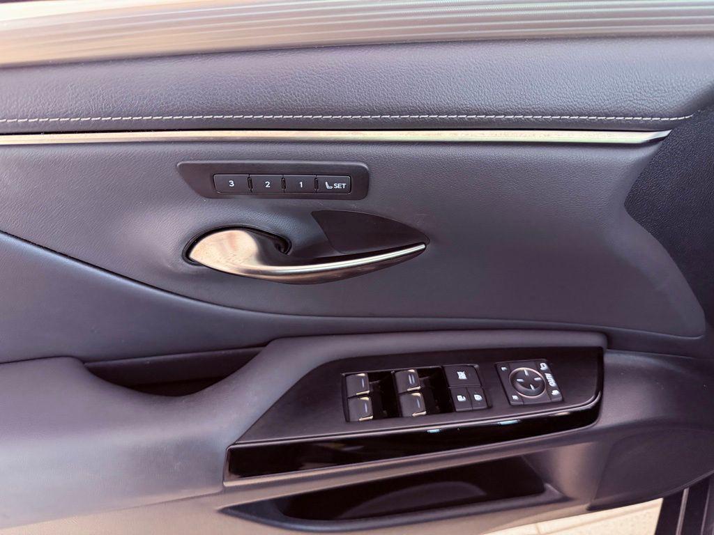 used 2023 Lexus ES 350 car, priced at $42,488
