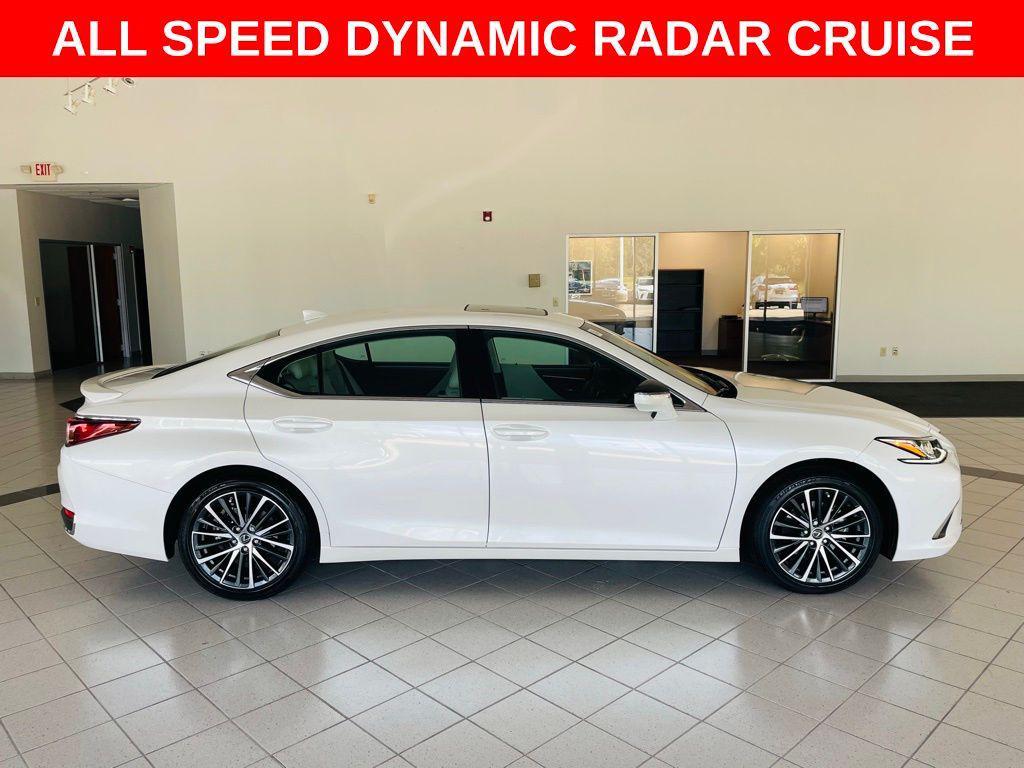 used 2025 Lexus ES 300h car, priced at $45,988