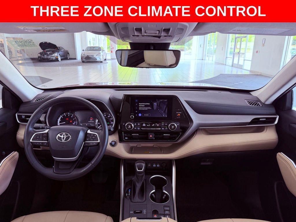 used 2023 Toyota Highlander car, priced at $36,388