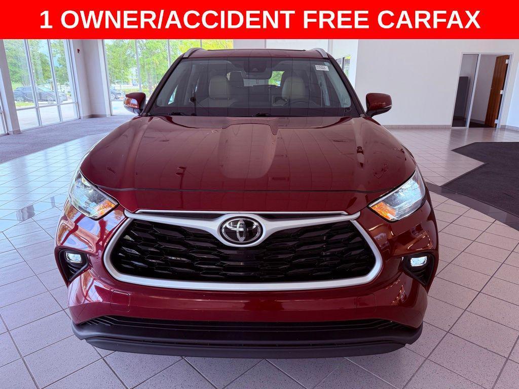 used 2023 Toyota Highlander car, priced at $36,388