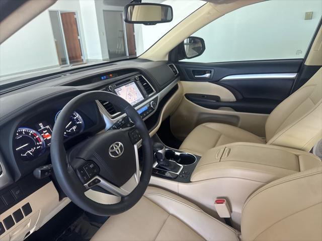 used 2016 Toyota Highlander car, priced at $20,888
