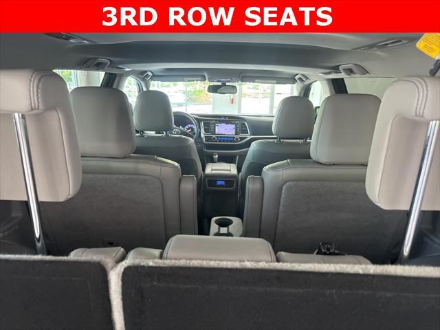 used 2016 Toyota Highlander car, priced at $18,988