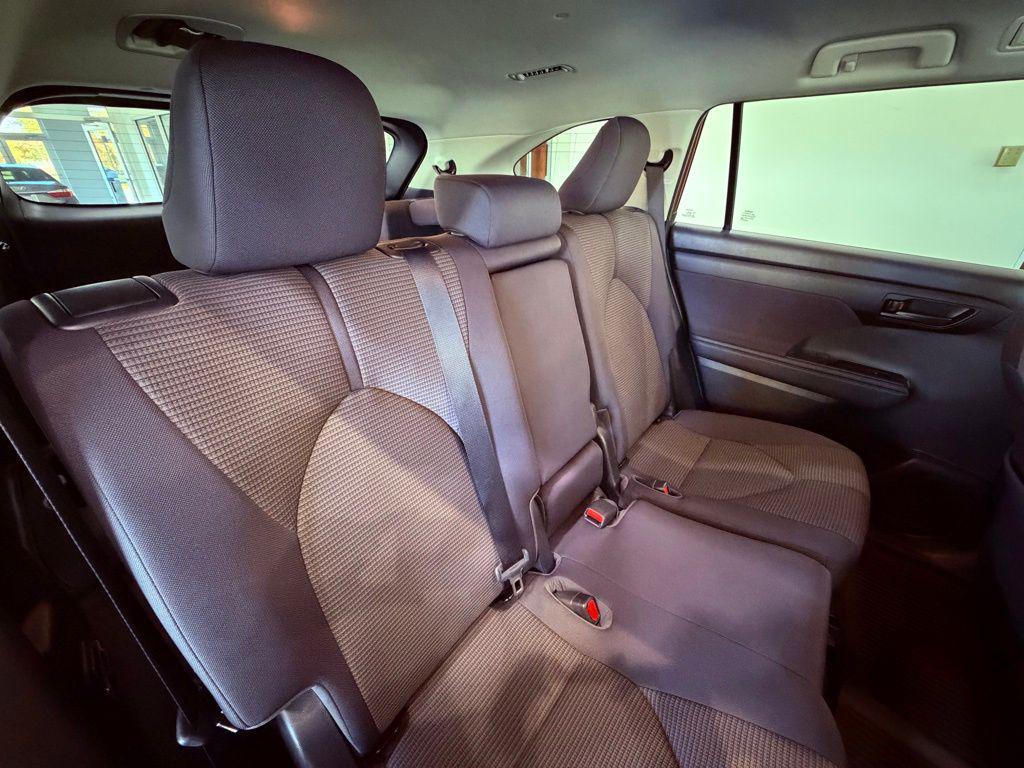 used 2021 Toyota Highlander car, priced at $24,488