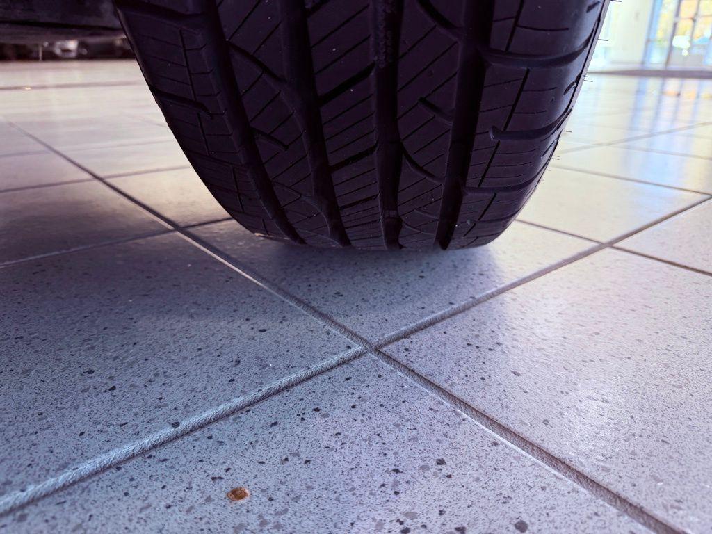 used 2021 Toyota Highlander car, priced at $24,488