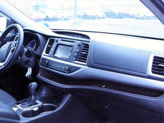 used 2018 Toyota Highlander car, priced at $18,600