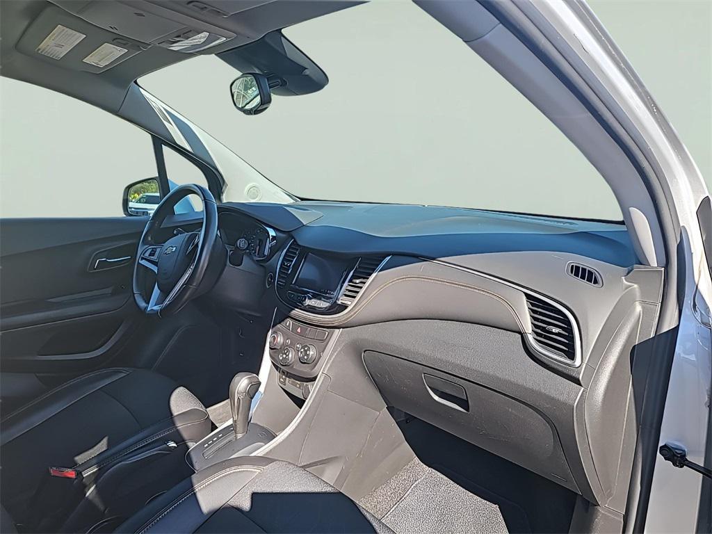 used 2022 Chevrolet Trax car, priced at $17,995