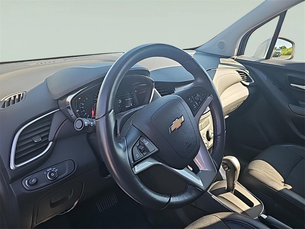 used 2022 Chevrolet Trax car, priced at $17,995
