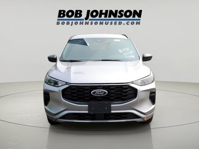used 2023 Ford Escape car, priced at $19,561