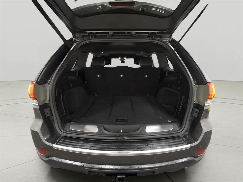 used 2017 Jeep Grand Cherokee car, priced at $14,700