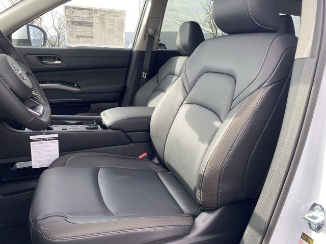 new 2025 Nissan Pathfinder car, priced at $46,600
