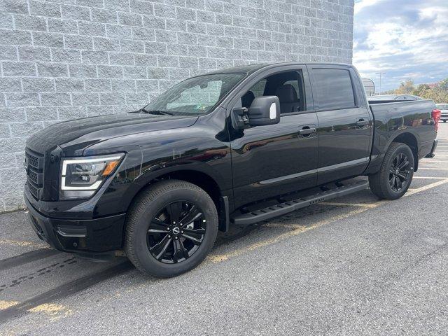 new 2024 Nissan Titan car, priced at $50,202