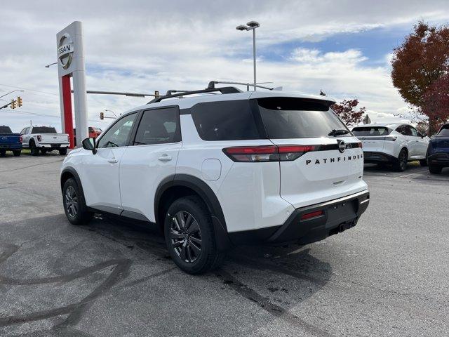 new 2025 Nissan Pathfinder car, priced at $38,000
