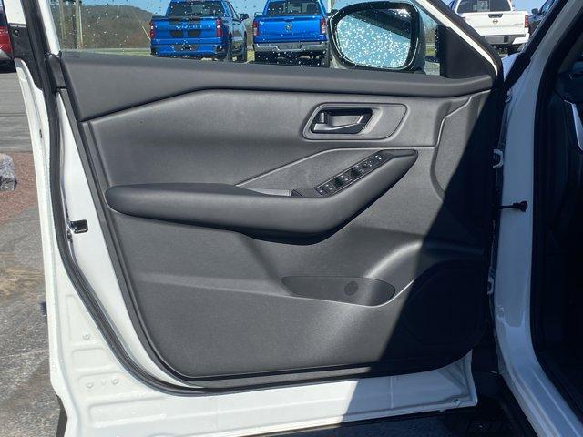 new 2025 Nissan Rogue car, priced at $31,300