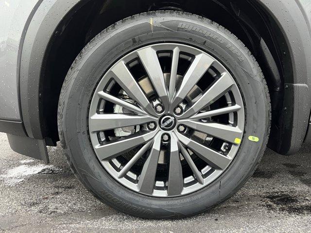 new 2025 Nissan Pathfinder car, priced at $40,900