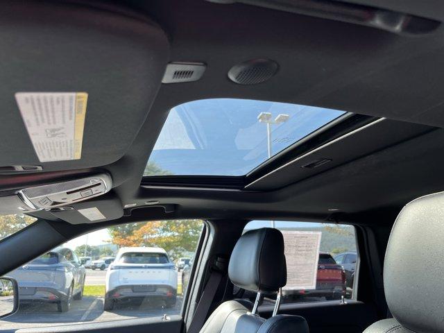 used 2021 Jeep Grand Cherokee car, priced at $27,600