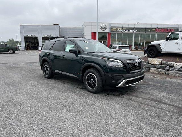 new 2025 Nissan Pathfinder car, priced at $42,600