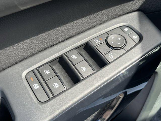 new 2025 Nissan Pathfinder car, priced at $38,000