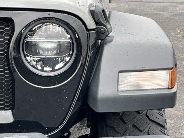 used 2021 Jeep Wrangler car, priced at $33,400