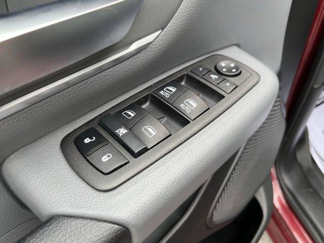 used 2022 Ram 1500 car, priced at $32,000
