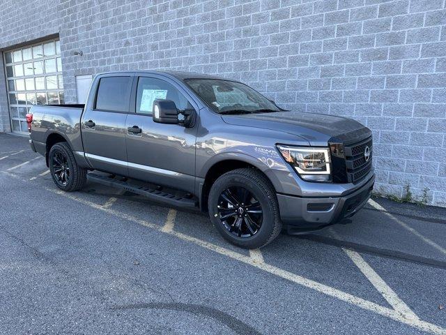 new 2024 Nissan Titan car, priced at $50,202