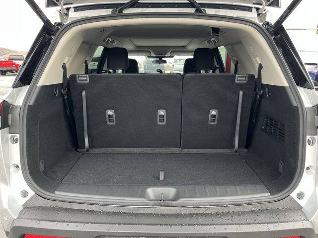 new 2025 Nissan Pathfinder car, priced at $37,600