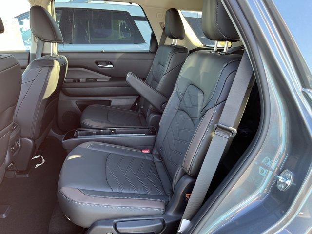 new 2025 Nissan Pathfinder car, priced at $44,900