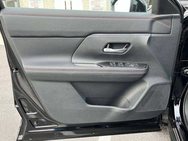 new 2025 Nissan Kicks car, priced at $28,000