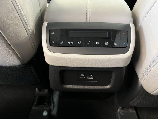 new 2025 Nissan Pathfinder car, priced at $45,700