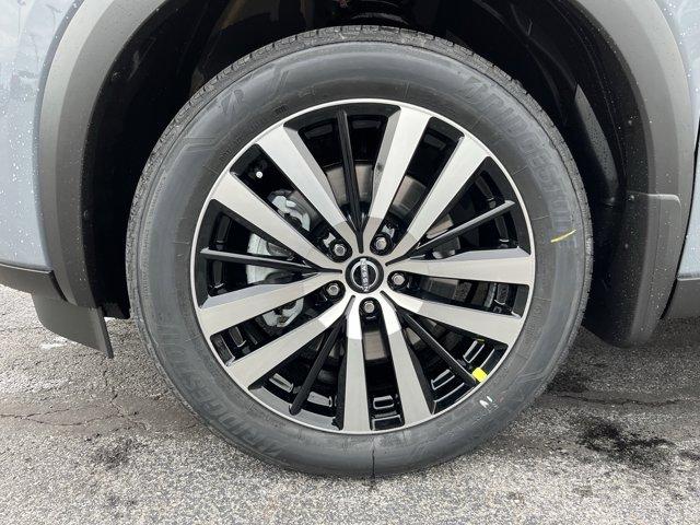 new 2025 Nissan Pathfinder car, priced at $45,100