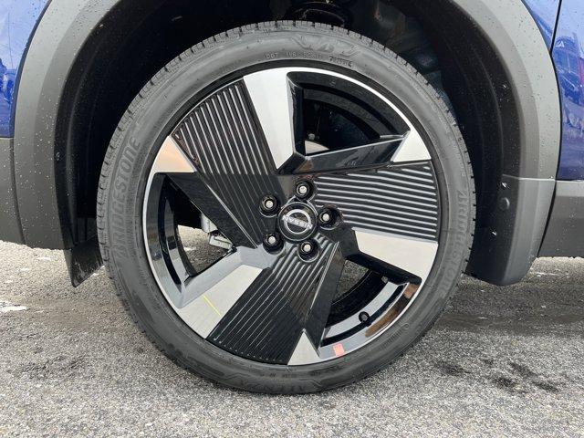 new 2026 Nissan Kicks car, priced at $32,030