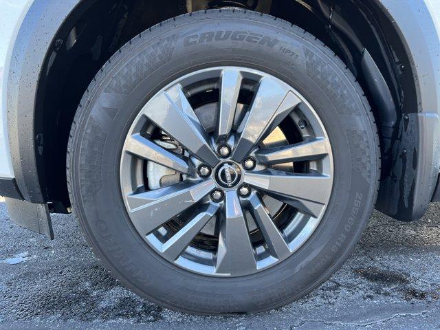 used 2024 Nissan Pathfinder car, priced at $30,900