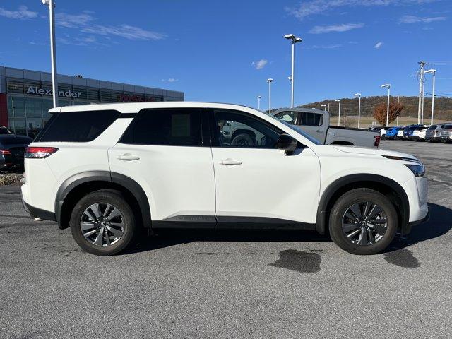used 2024 Nissan Pathfinder car, priced at $30,900