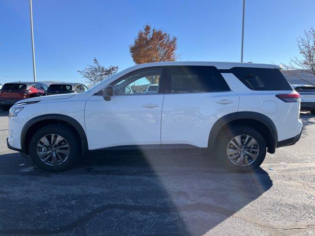 used 2024 Nissan Pathfinder car, priced at $30,900