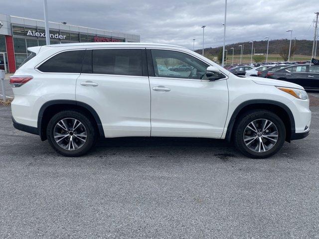 used 2016 Toyota Highlander car, priced at $21,600