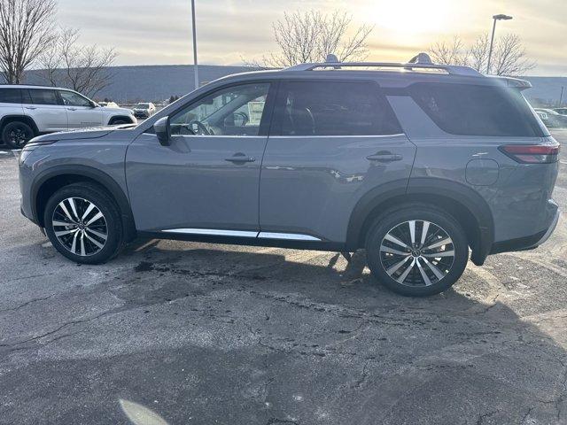 new 2025 Nissan Pathfinder car, priced at $50,600