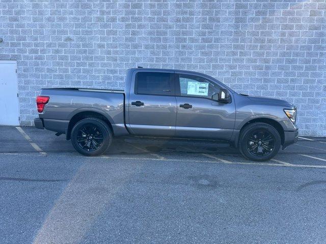 new 2024 Nissan Titan car, priced at $50,202