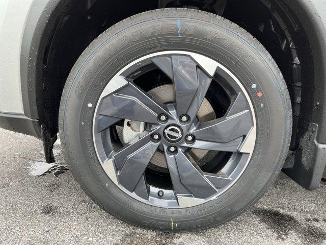 new 2025 Nissan Rogue car, priced at $33,400