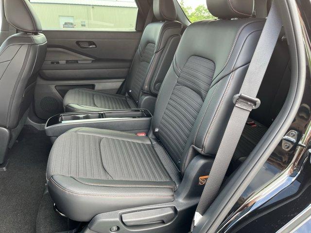 new 2025 Nissan Pathfinder car, priced at $42,700
