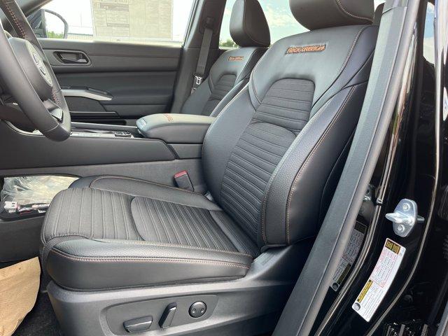 new 2025 Nissan Pathfinder car, priced at $42,700
