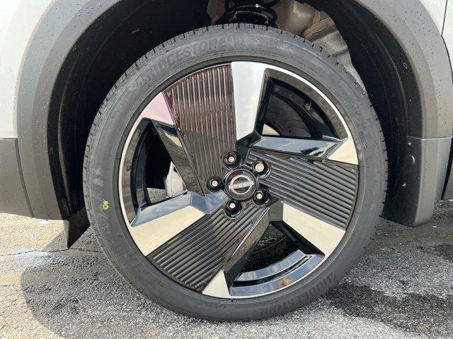 new 2025 Nissan Kicks car, priced at $31,200