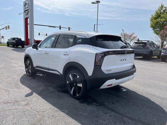 new 2025 Nissan Kicks car, priced at $31,200