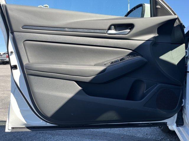new 2025 Nissan Altima car, priced at $30,800