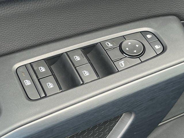 new 2025 Nissan Pathfinder car, priced at $37,900