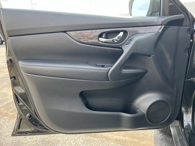 used 2018 Nissan Rogue car, priced at $14,000