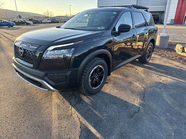 new 2025 Nissan Pathfinder car, priced at $42,800