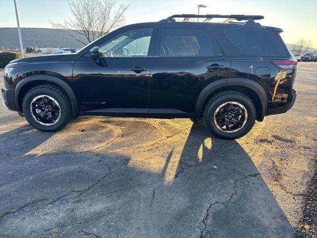 new 2025 Nissan Pathfinder car, priced at $42,800