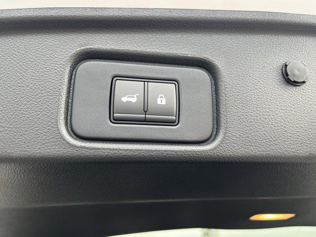 new 2025 Nissan Pathfinder car, priced at $38,900