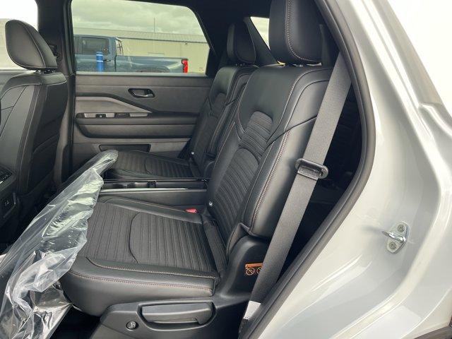 new 2025 Nissan Pathfinder car, priced at $38,900