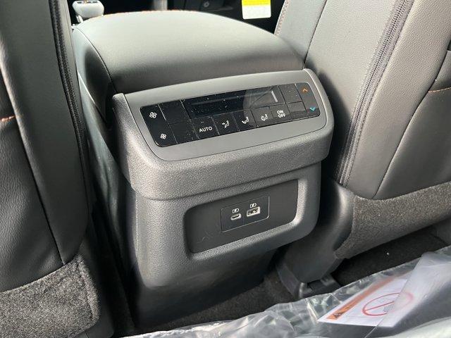 new 2025 Nissan Pathfinder car, priced at $38,900