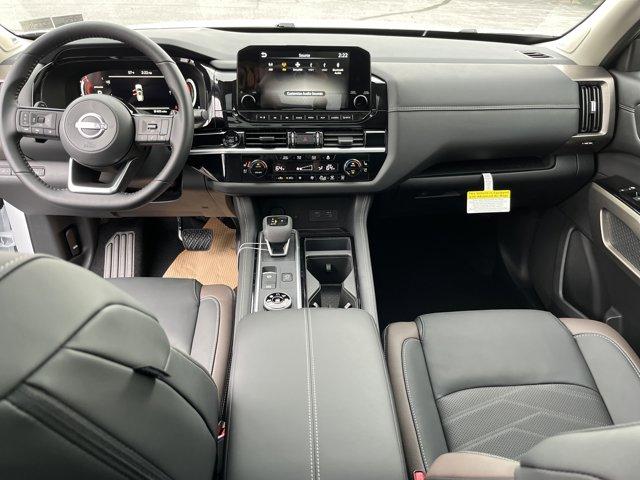 new 2025 Nissan Pathfinder car, priced at $45,500